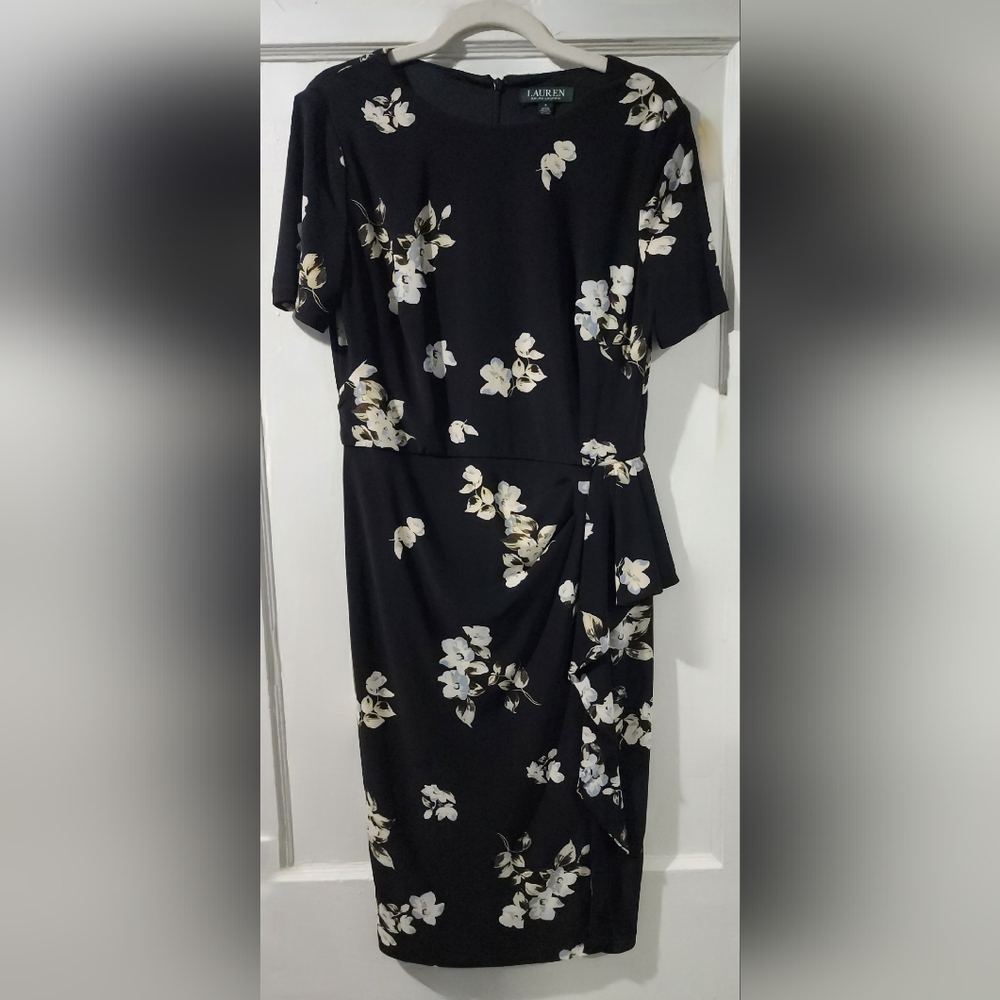 ✨Lauren Ralph Lauren Black Floral Ruffle Cascade Sheath Dress✨️Like New✨Size 6 - Picture 3 of 6
